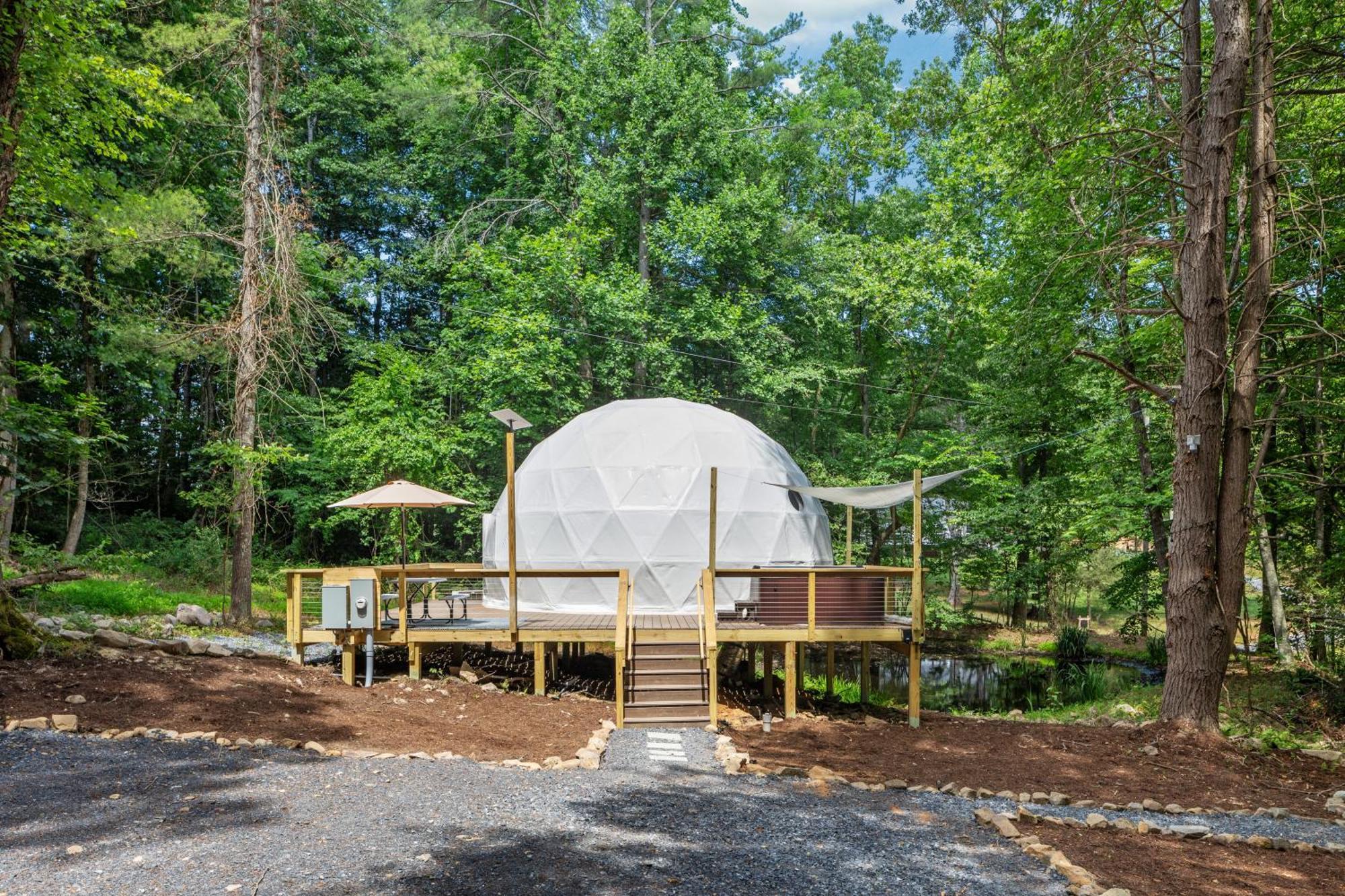 Hébergement de vacances Zen Dome - Romantic Retreat, Wifi & Ac, Hot Tub, National Park 8 Min *